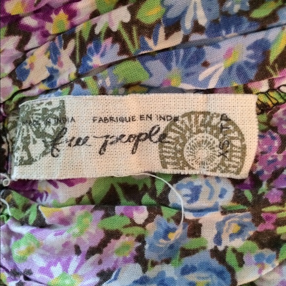 FREE PEOPLE SHORTS - Picture 4 of 4