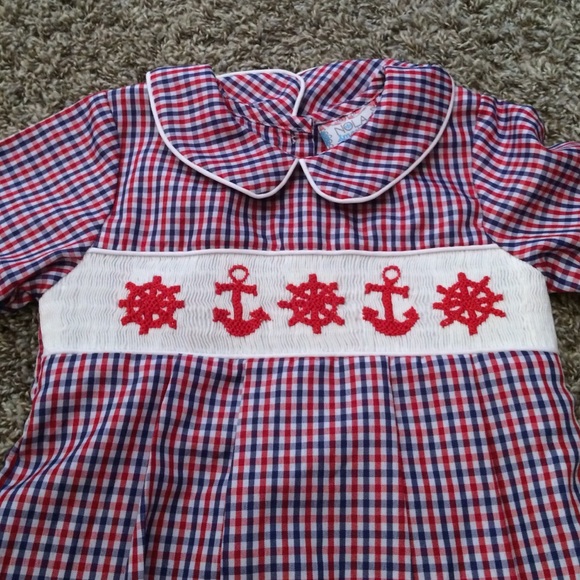 ⚓️"Anchors Away" BOYS smocked bubble - Picture 2 of 5
