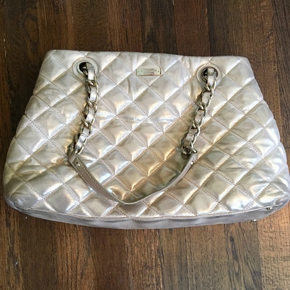 ⚡️ FLASH SALE ⚡️ Kate Spade Gold purse - Picture 1 of 4