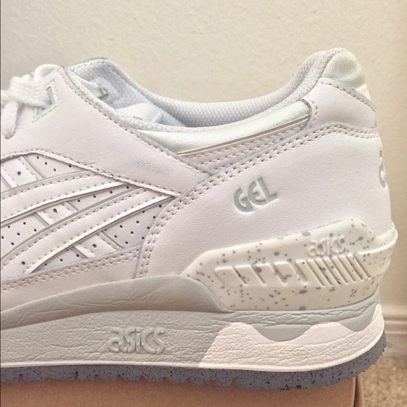 SOLD!  Men's ASICS Gel Lyte shoes! Sz 10.5 - Picture 2 of 4