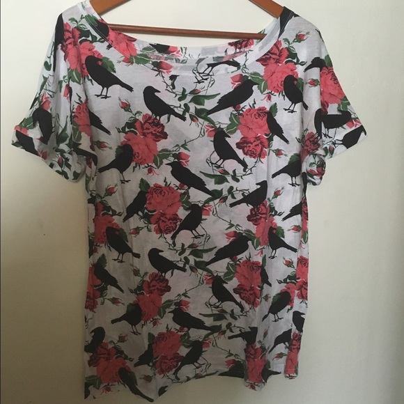 Torrid wide neck printed top