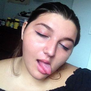 Meet your Posher, Maddy