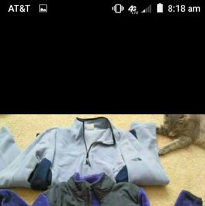 Fleece North Face pullover