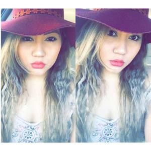 Meet your Posher, Alma