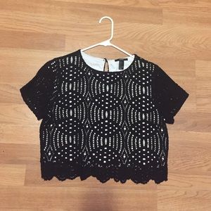 lace crop top