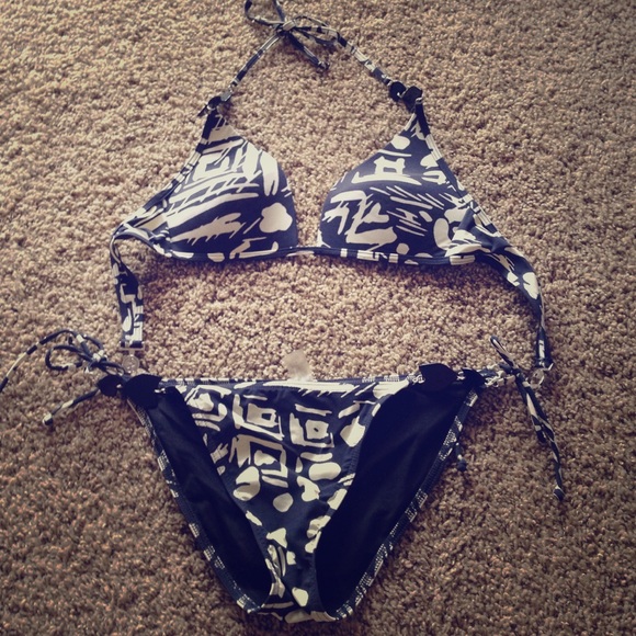 Victoria's Secret tribal print bikini size S