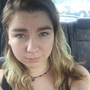 Meet your Posher, Libby