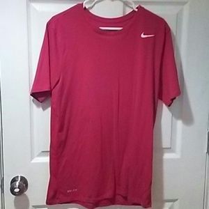 Nike drifit tshirt
