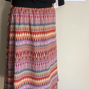 BNWT lularoe Lola
