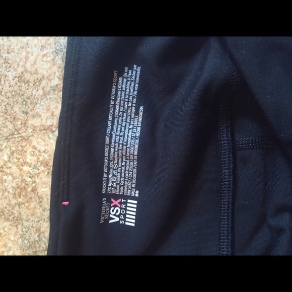 Victoria's Secret Sport Full Leggings - Picture 2 of 3