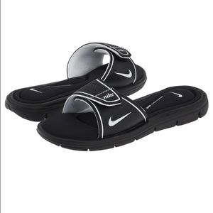 Nike Women's Comfort Slide Shoes