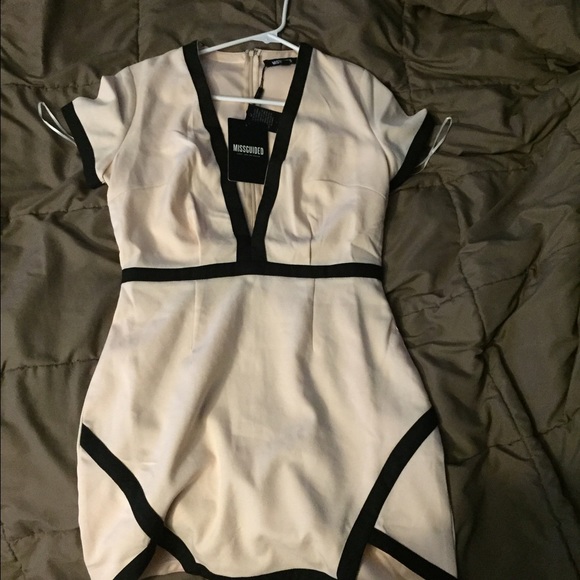 Dress - Picture 3 of 3