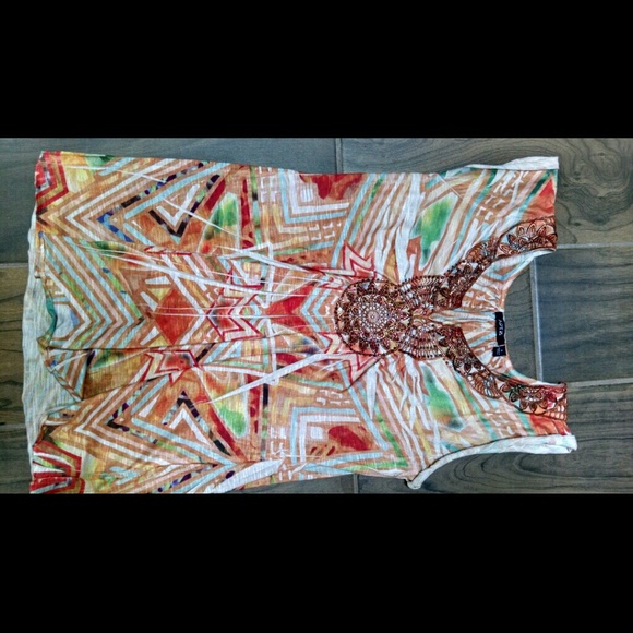 Adorable summer top - Picture 4 of 4