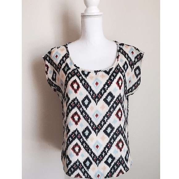 Sold ❌ Tribal Print Hi-Lo Top - Picture 2 of 3