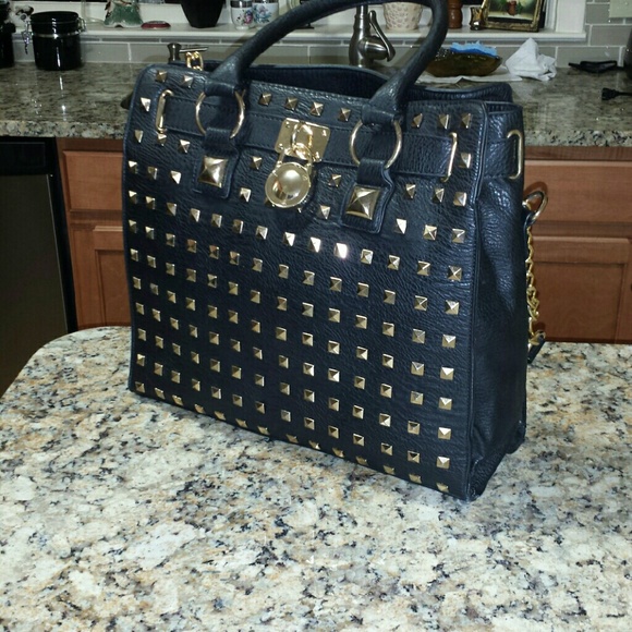 Body Central Handbag