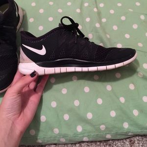 Black Nike Free 5.0 Running Tennis Shoes