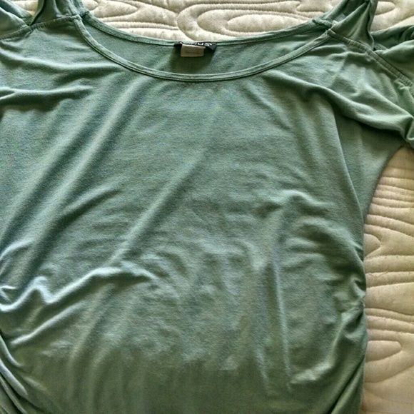 Casual top - Picture 4 of 4