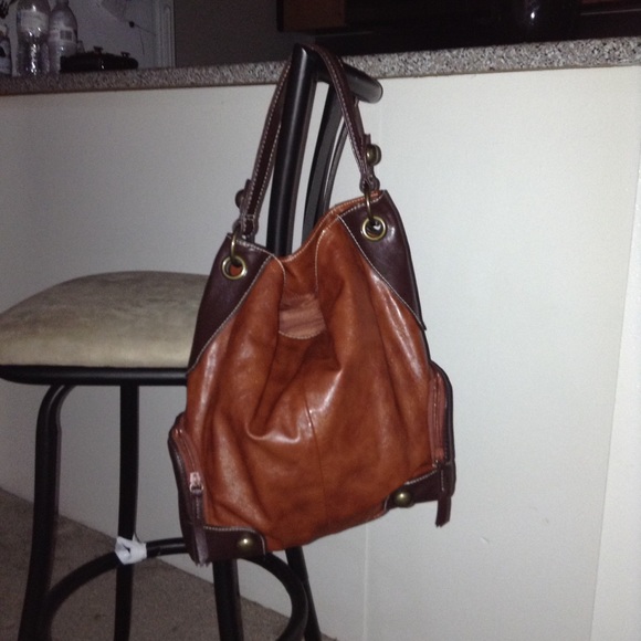 Super cute shoulder bag OS from Kelly's closet on Poshmark