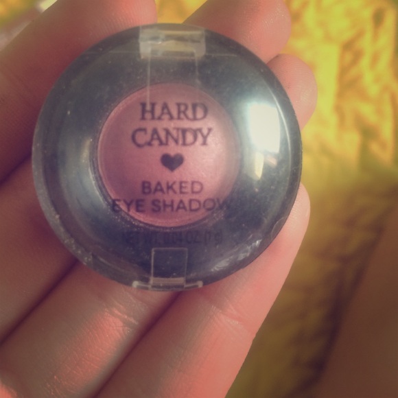 Baked eye shadow by hard candy