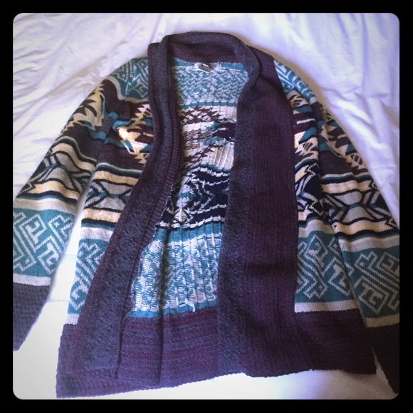 Urban outfitters size small sweater