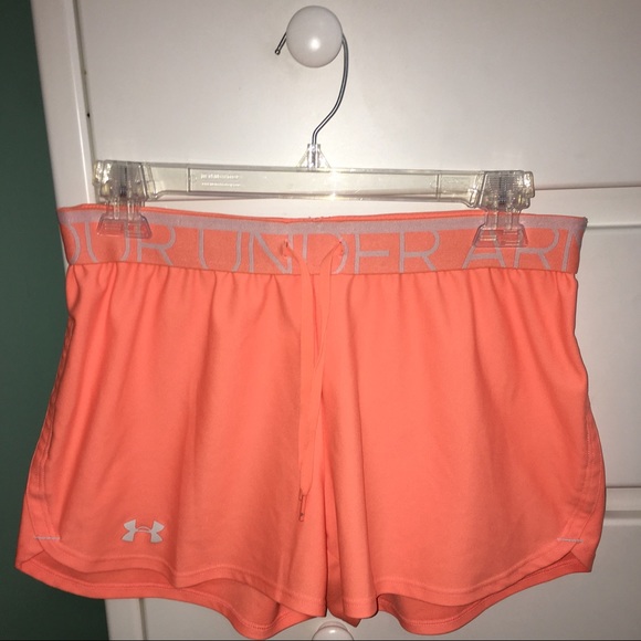 Under Armour shorts (S)