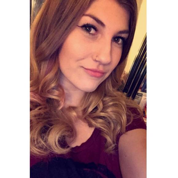 Meet your Posher, Bianca - Picture 1 of 1