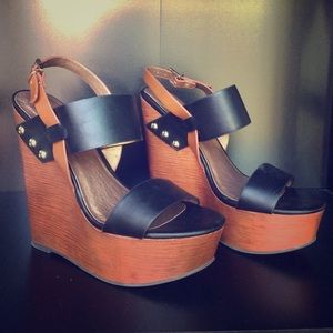 Soda Black and Brown Wedges. Size 7. Never worn!