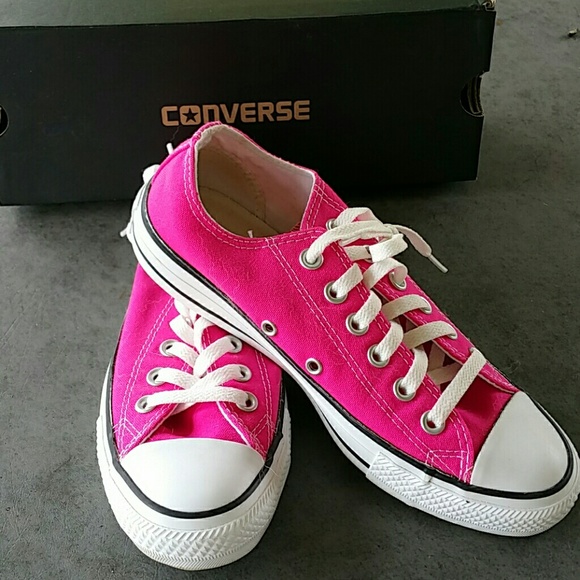 Brand New HOT PINK ALL STAR CONVERSE