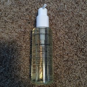 BareMinerals oil obsessed total cleansing oil