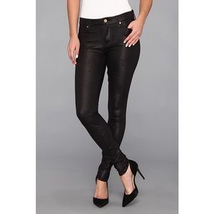 THE SEAMED SKINNY IN CRACKLED LEATHER-LIKE BLACK