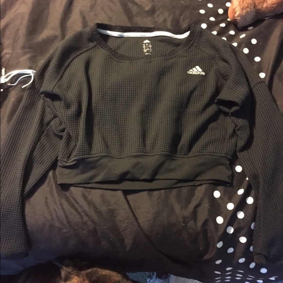 Adidas cropped long sleeve pull over