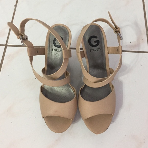 G by Guess wedges size 8