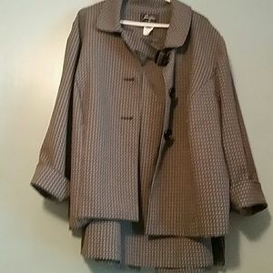 📣Sale📣Black and white suit