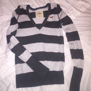 Hollister sweater