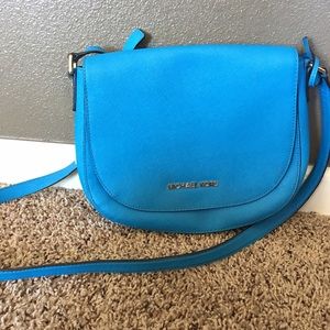 Michael Jordan cross body!