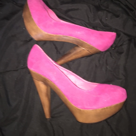 Pink/brown pumps
