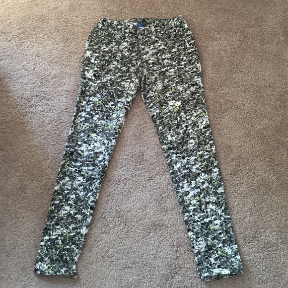NWOT! Stretchy skinny pants. Very comfy!