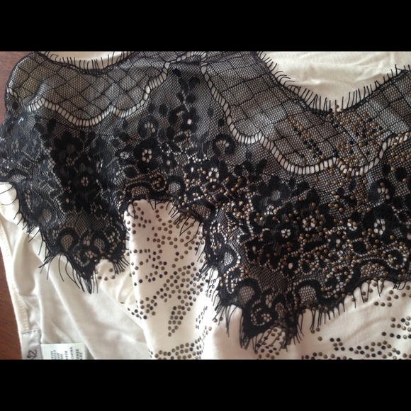 Cache Blouse - Picture 4 of 4