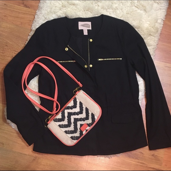 LAST CHANCE Forever 21 Black jacket