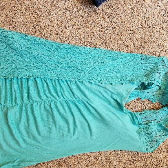 Tank top - Picture 2 of 3