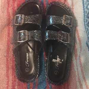 Sparkly Jelly sandals 👽💓