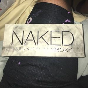 Authentic Naked Smokey Eye Palette