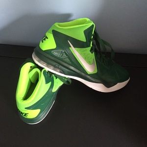 Nike Hyperfuse Basketball Shoes