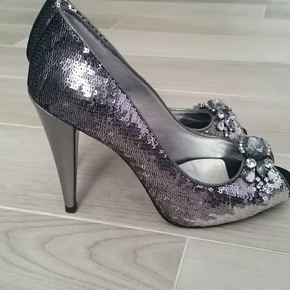 📣📣Blingy High Heels Final Sale📣📣 - Picture 2 of 3