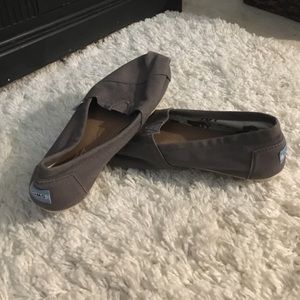 Grey TOMS