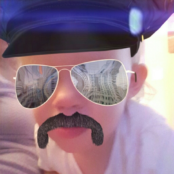 Meet your Posher, Ashleigh - Picture 1 of 1