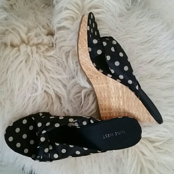 Nine West Harpalo Black/Tan Satin Wedges