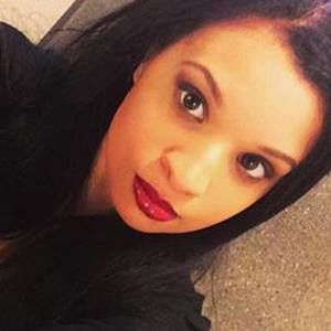 Meet your Posher, Natasha