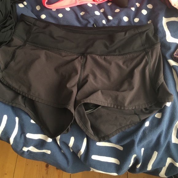 Black lulu lemon shorts