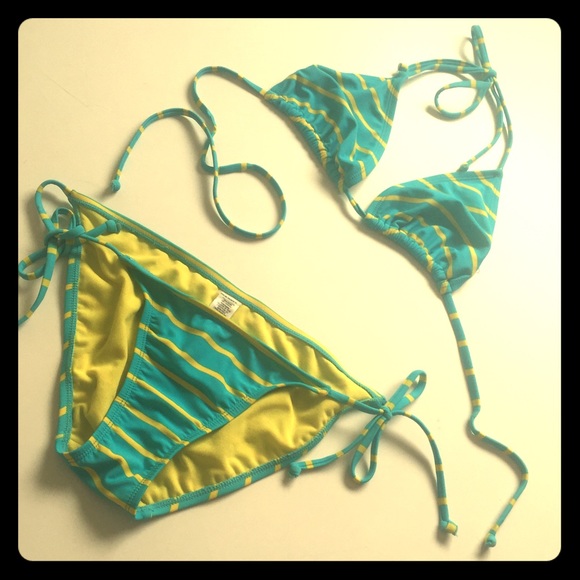 Cute old navy string bikini 💛 - Picture 1 of 3